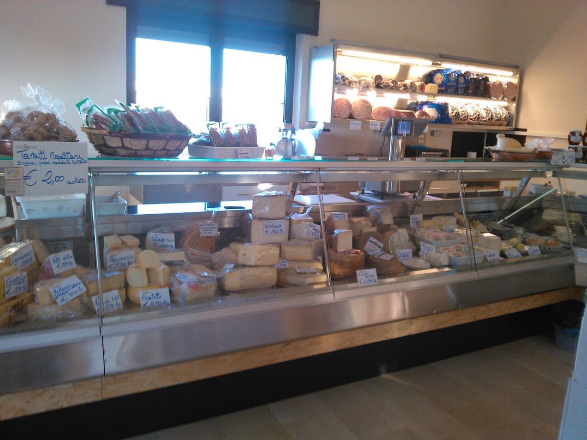 Lucania Food, gastronomia, formaggi, prodotti da forno