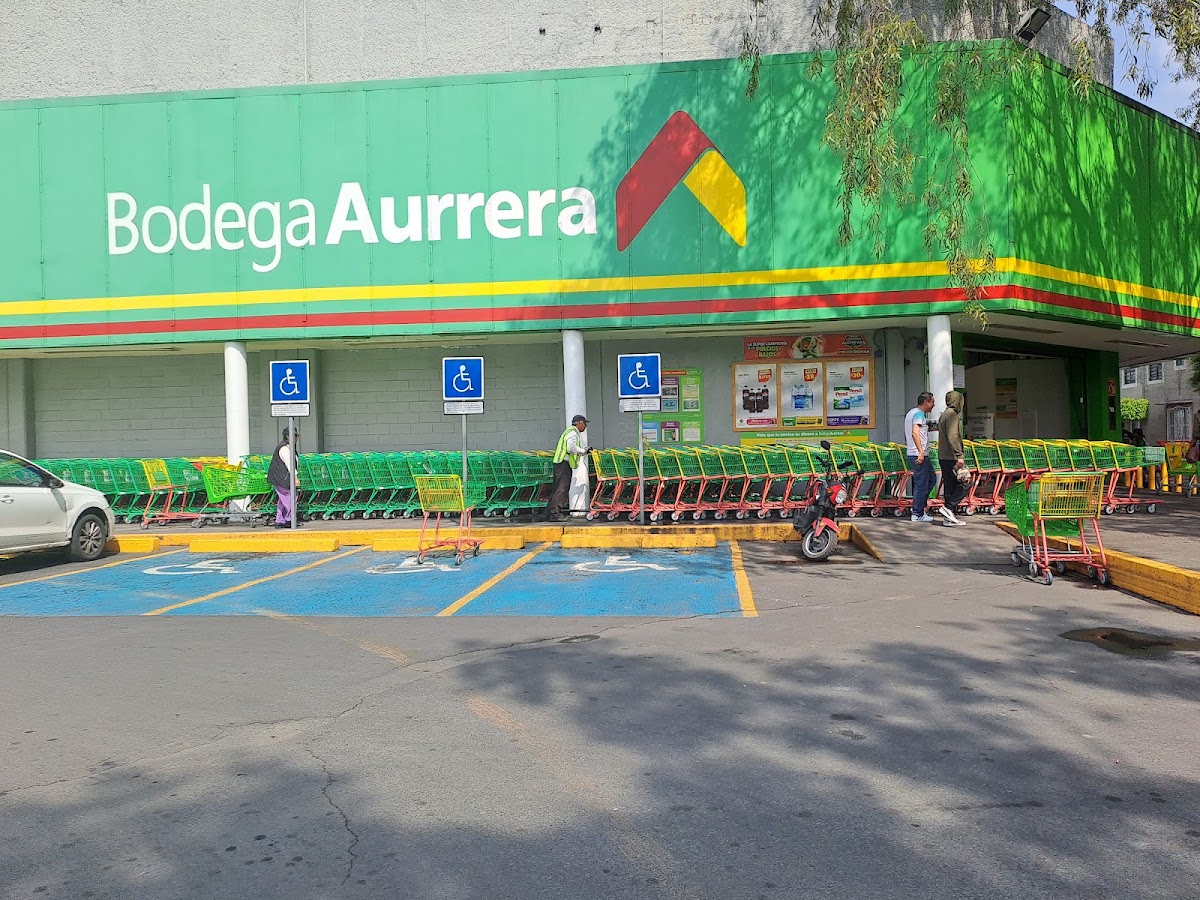 Bodega Aurrera, San Juan de Aragón