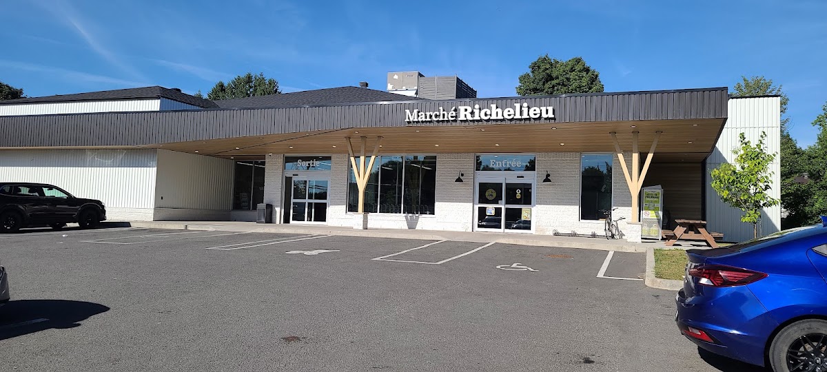 Marché Richelieu - Breakeyville