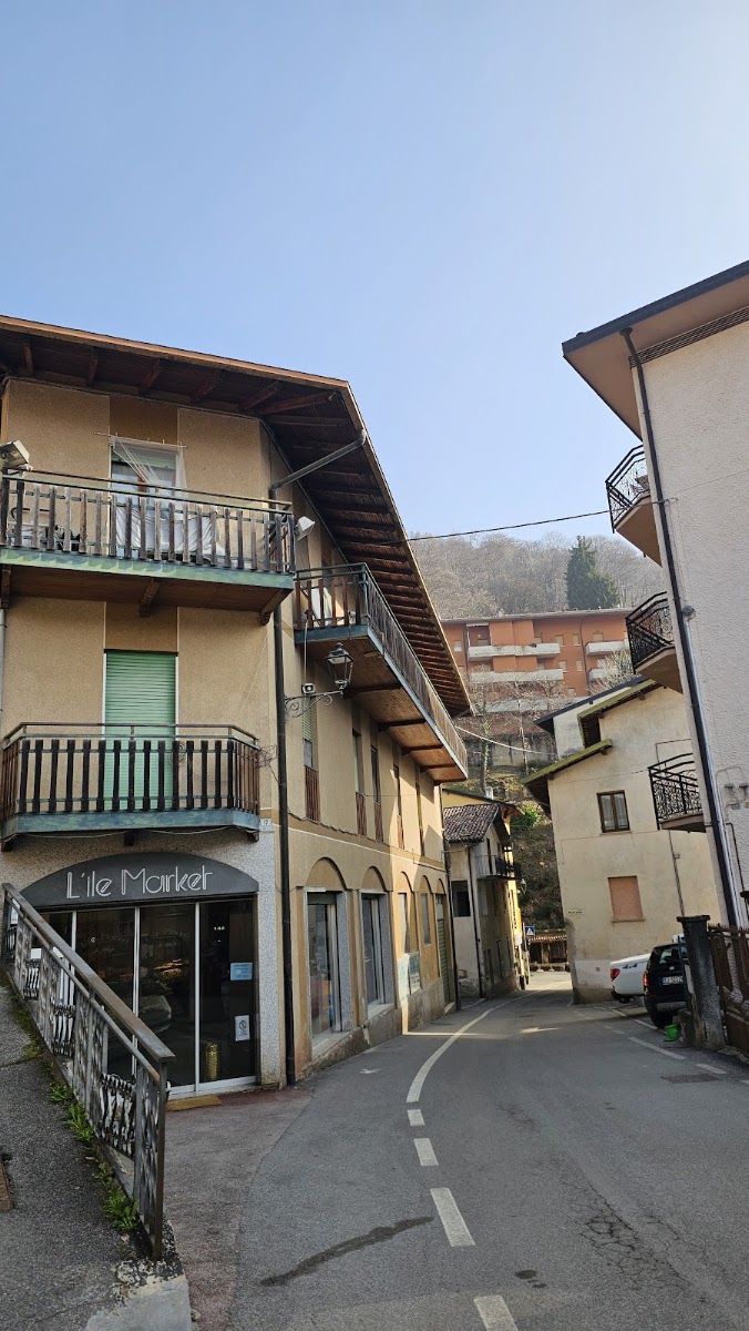 L'Ile Market