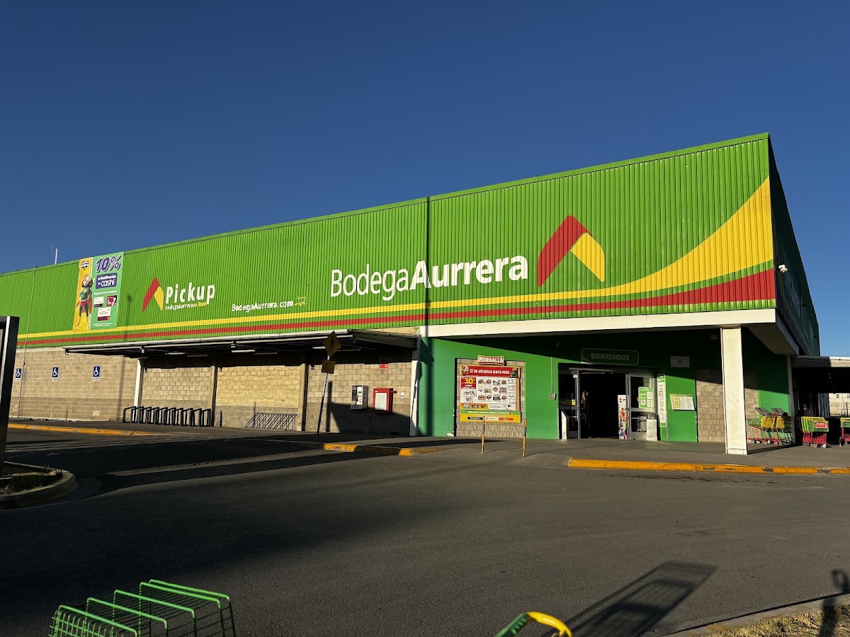 Bodega Aurrera, Toluca Aztecas