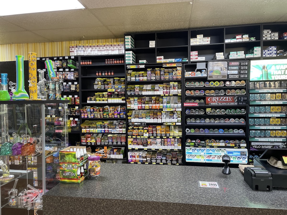 US 2 DELI & FOODMART