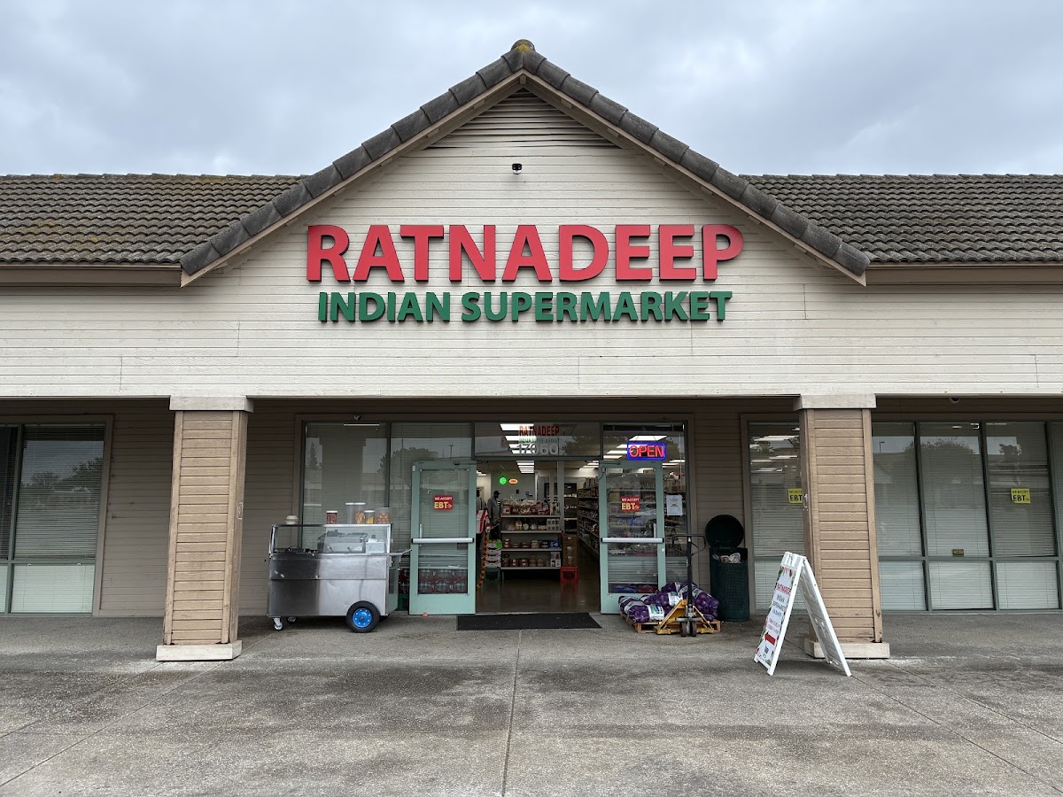 Ratnadeep Indian Supermarket
