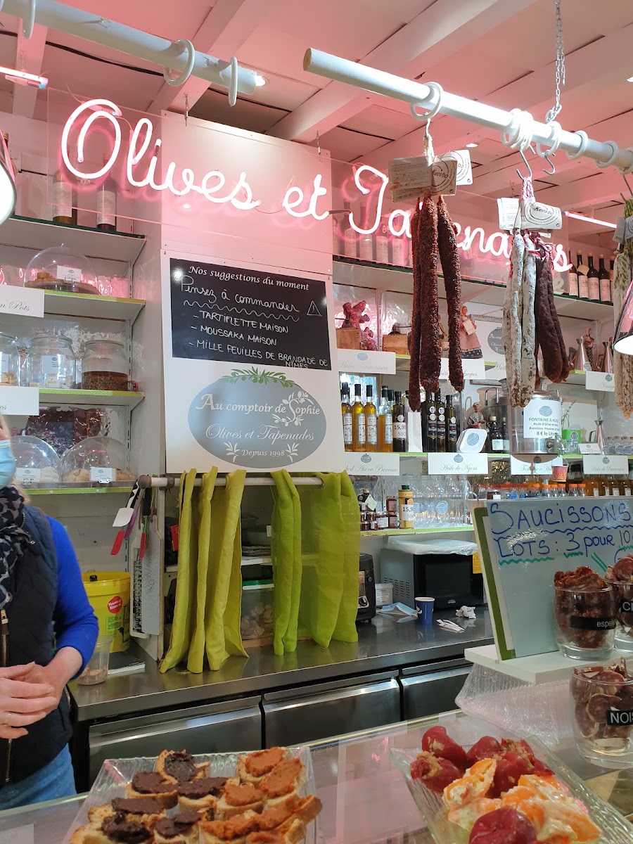 Au comptoir de Sophie, olives et tapenades