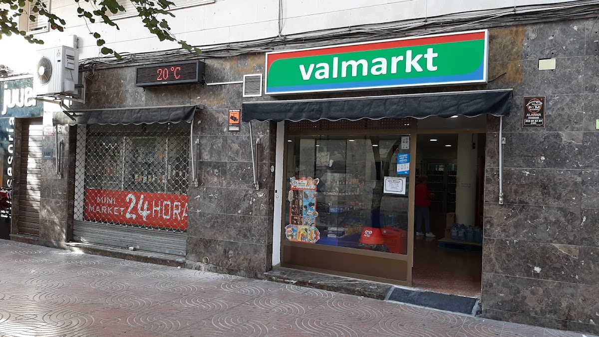 Valmarkt. Supermercado