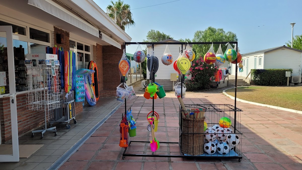 HolaCamp Supermarket