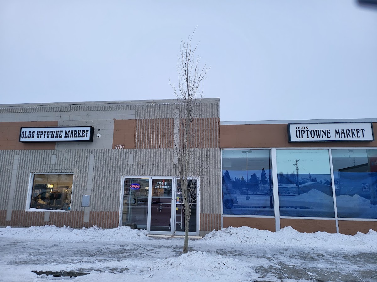 Olds Uptowne Market
