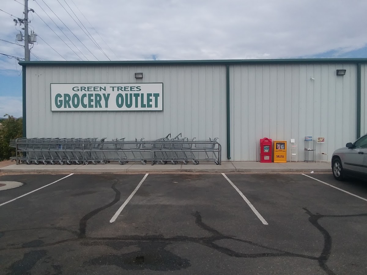 Green Trees Grocery Outlet