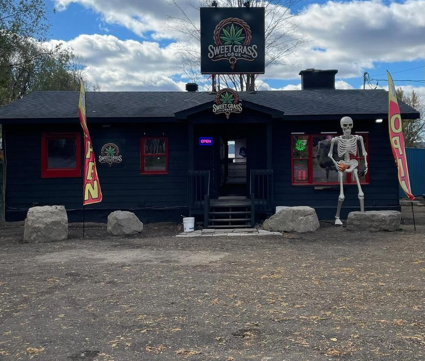 SWEET GRASS LODGE