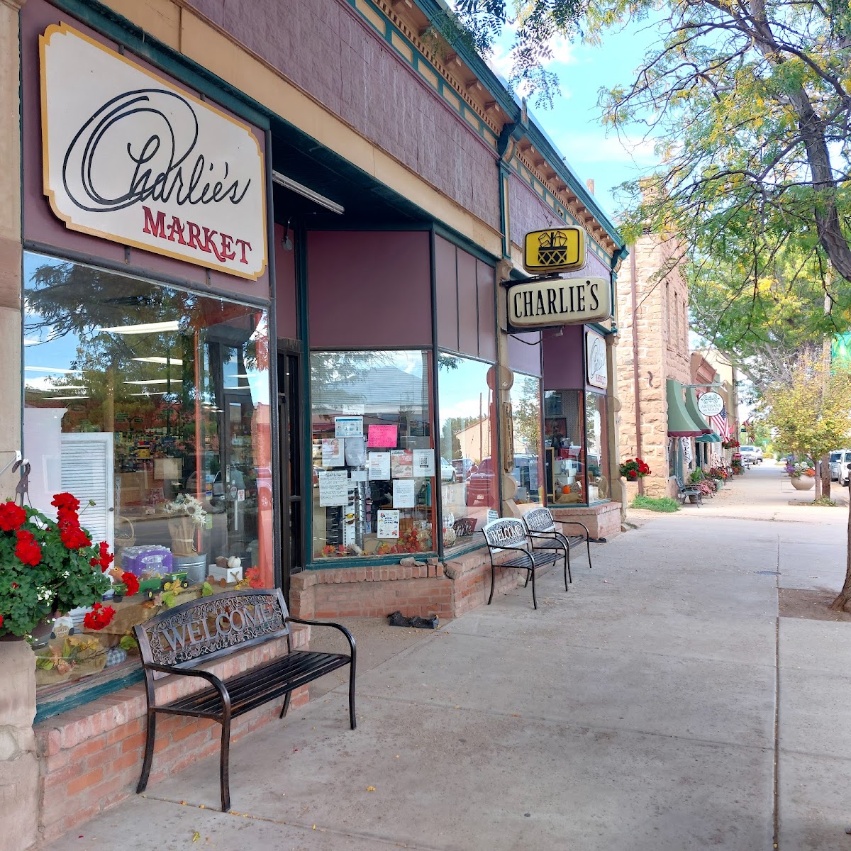 Charlie's Market
