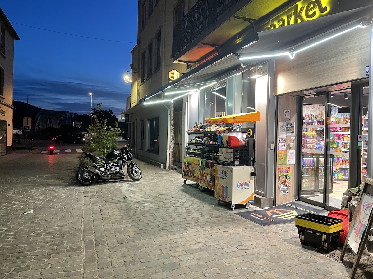 Express Market Neuville