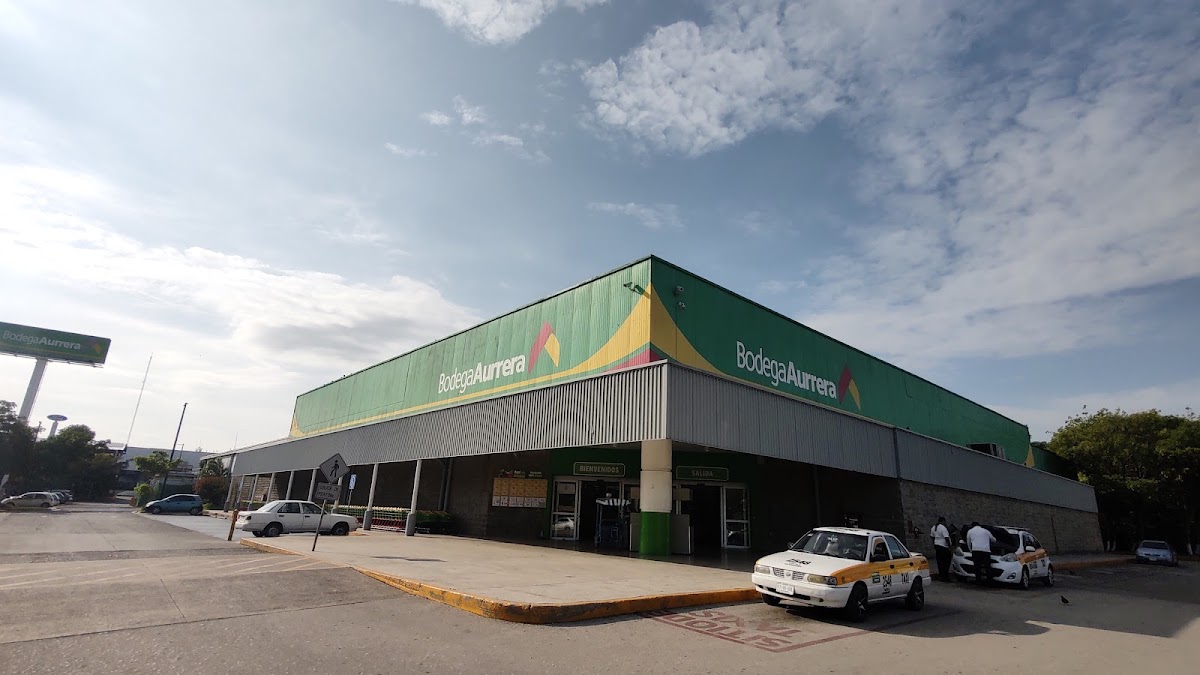 Bodega Aurrera, Tuxtla Oriente