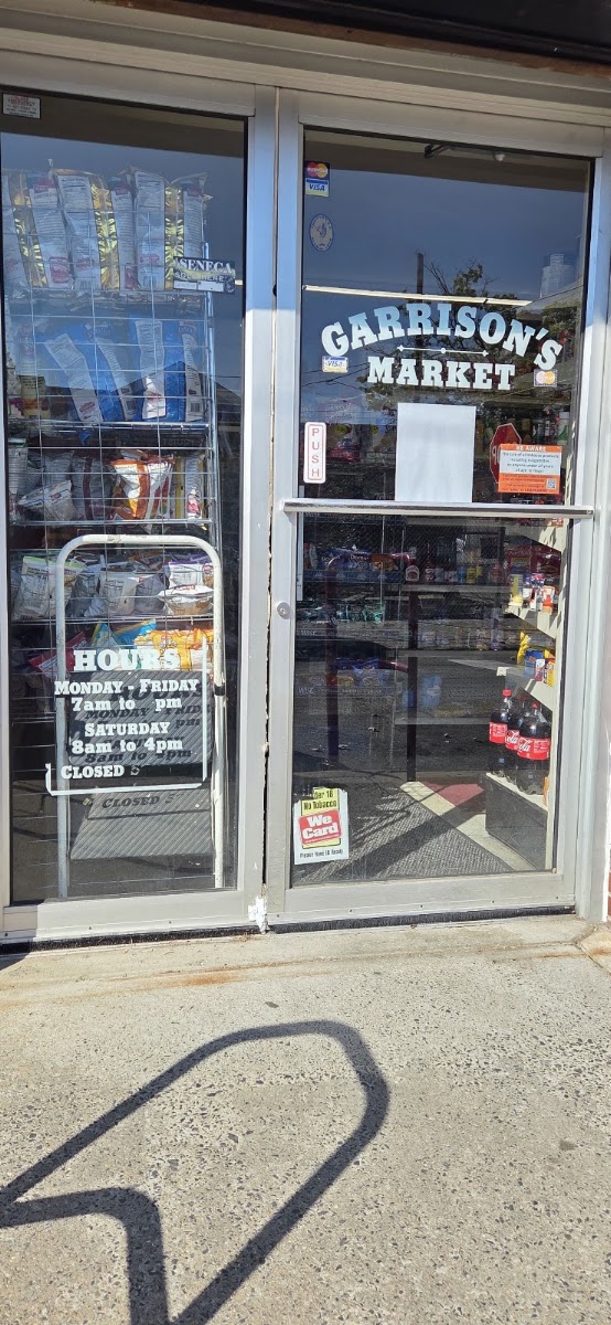 Garrisons Grocery Store