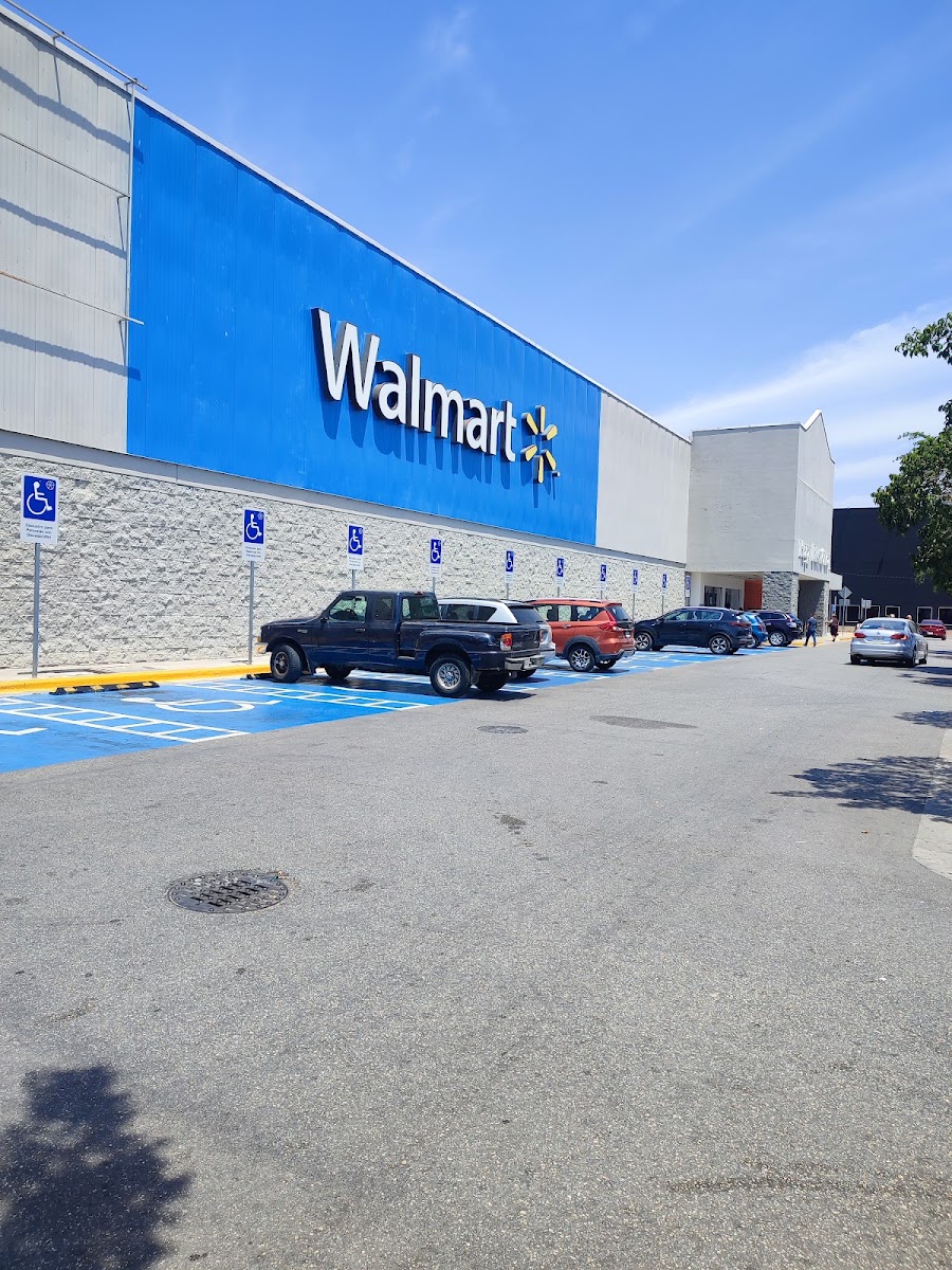 Walmart Polígono