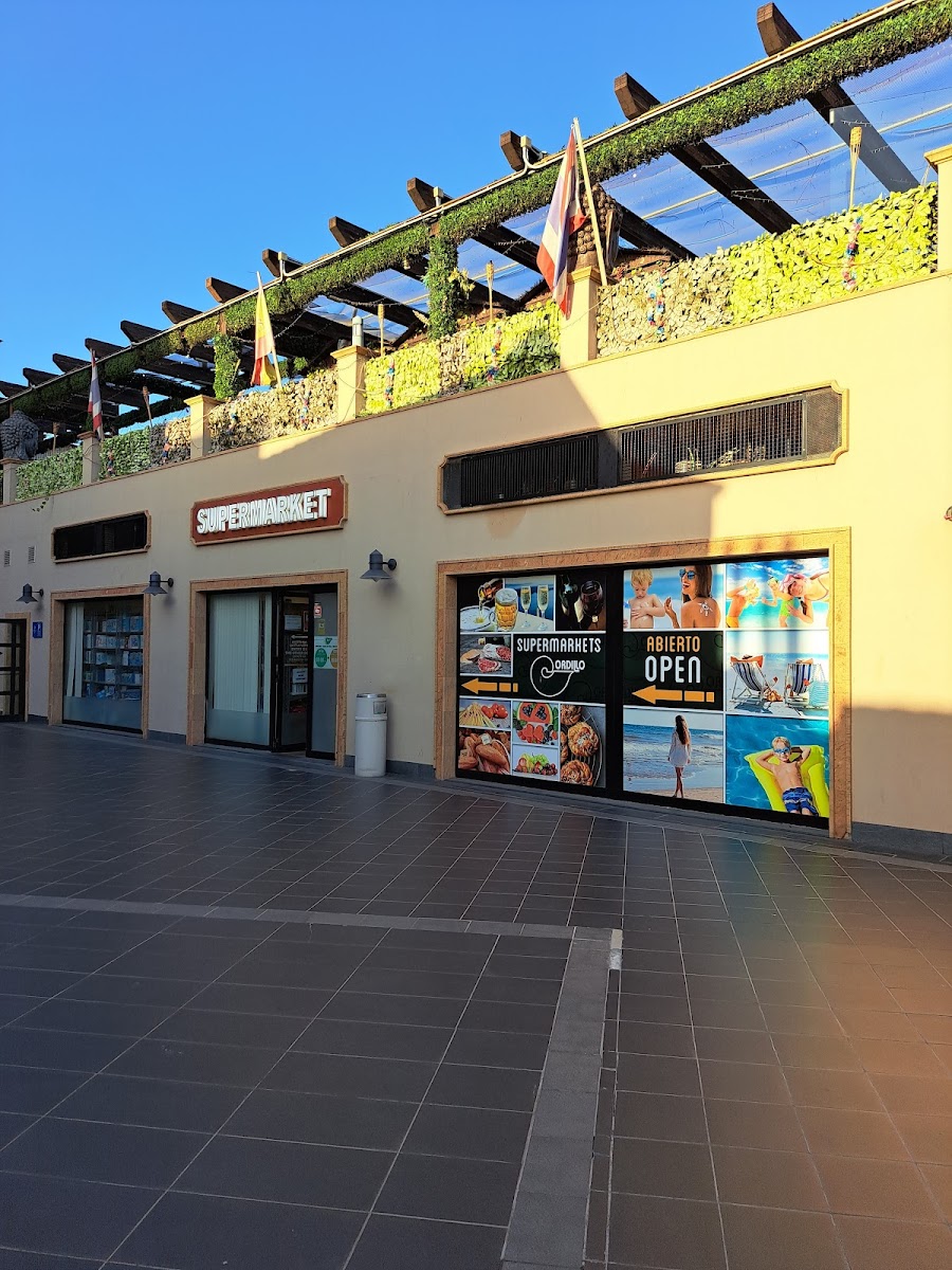 Gordillo Supermarket Oasis
