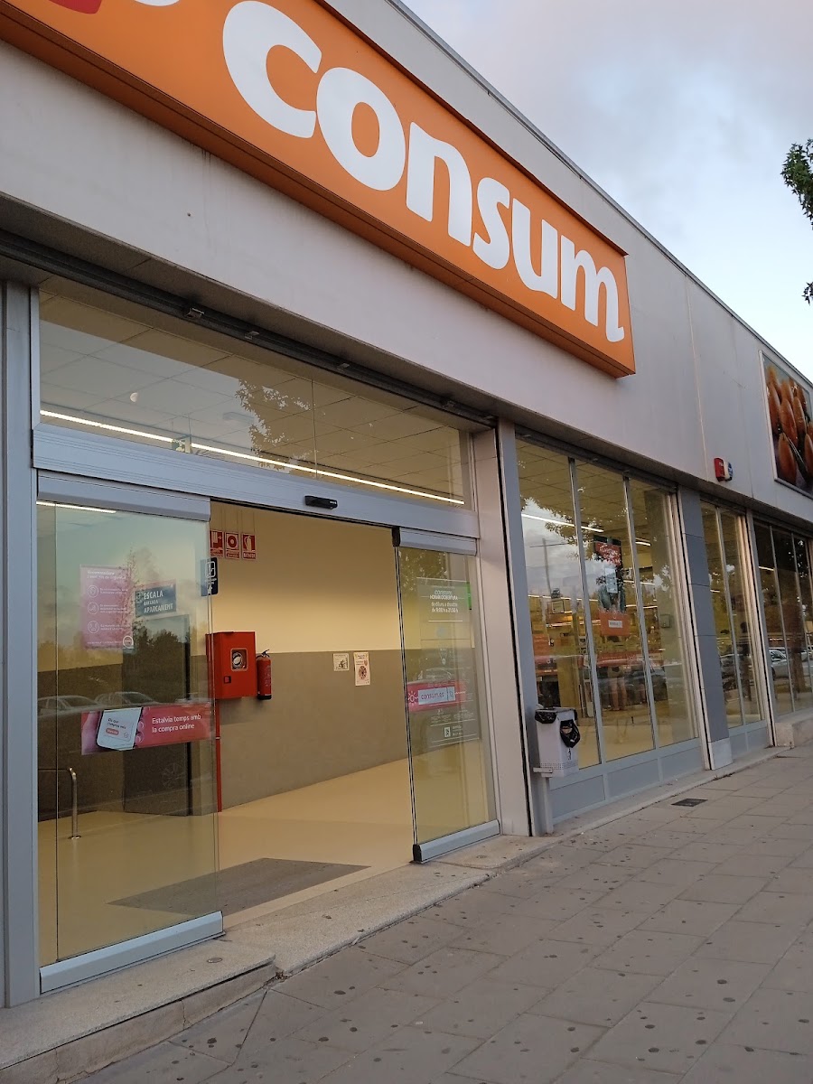 Supermercat Consum Tordera