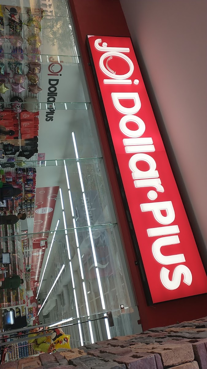 Oi Dollar Plus