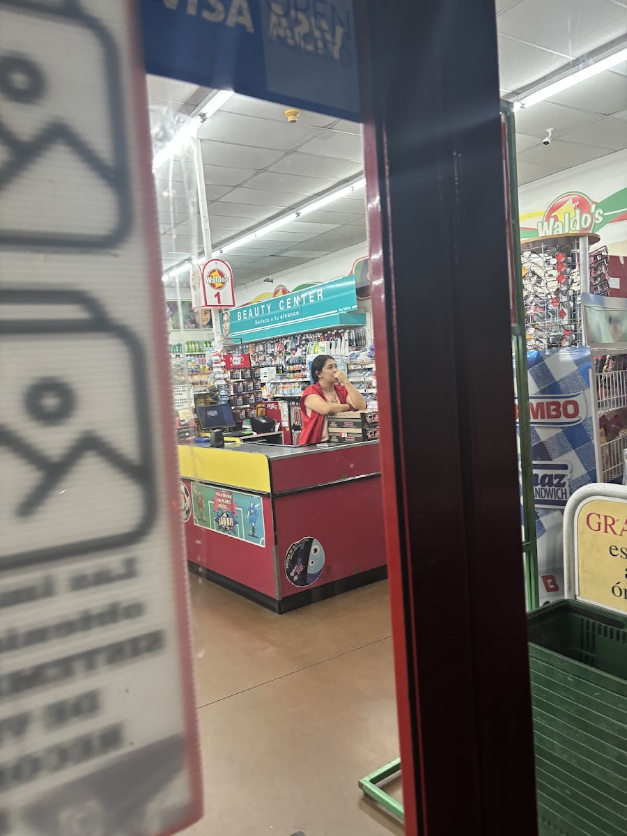 Waldo's Saavedra