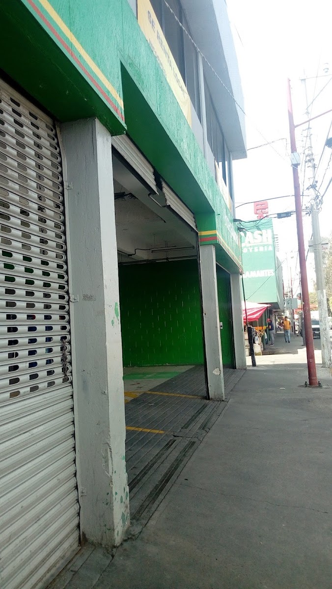 Bodega Aurrera Express, La Concha