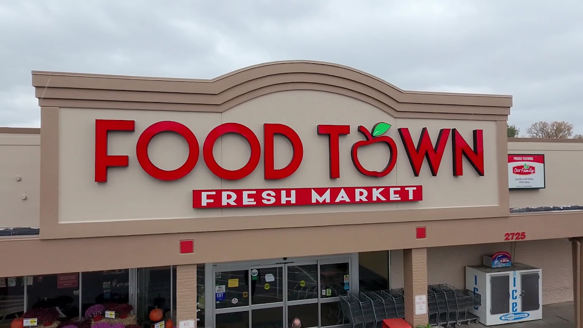 Food Town Fresh Market of Toledo