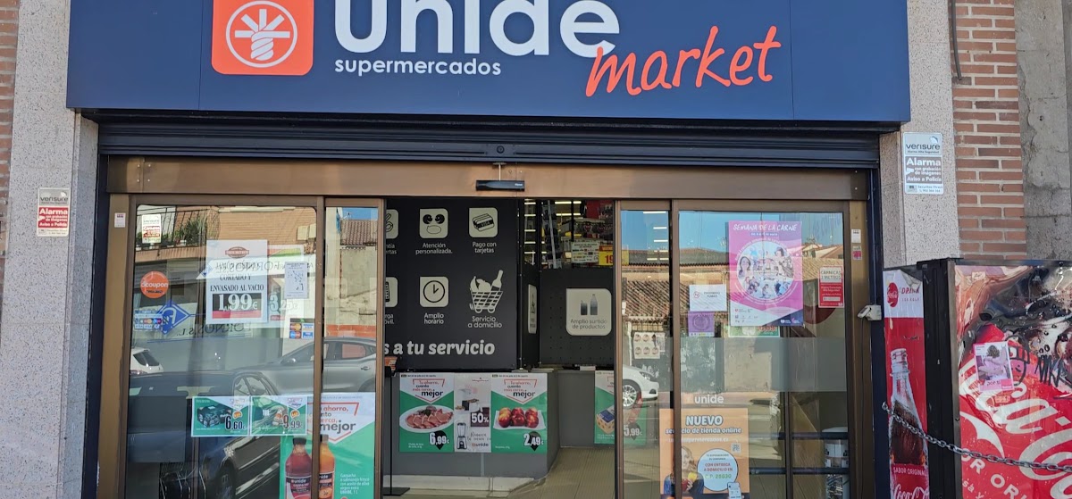 Unide Market y Carnicería Tres Metros