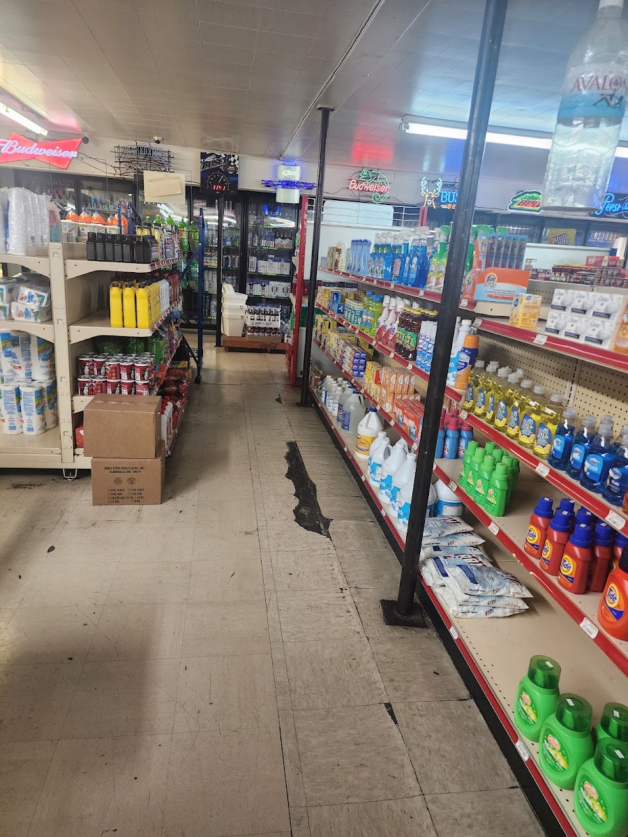 T & B Grocery