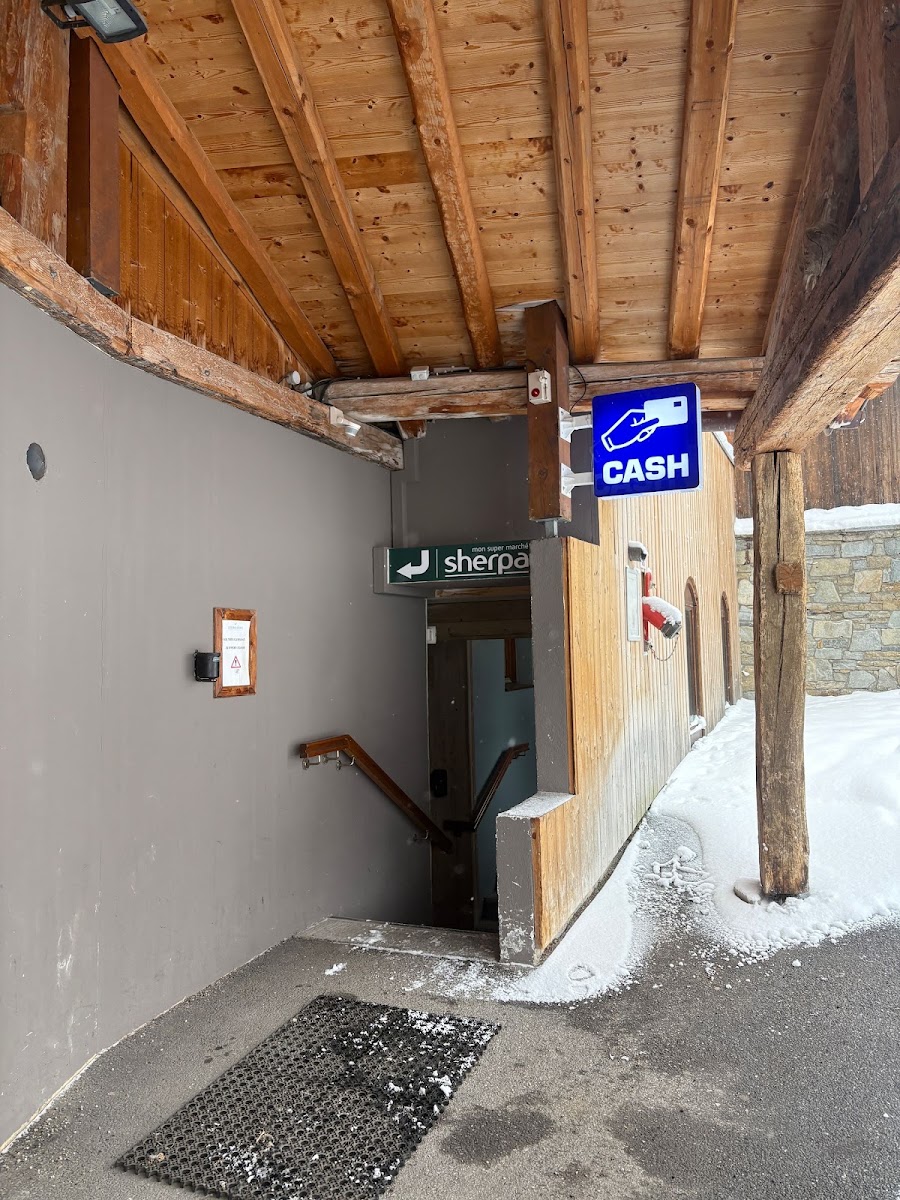 Sherpa Supermarché Val Thorens Balcons