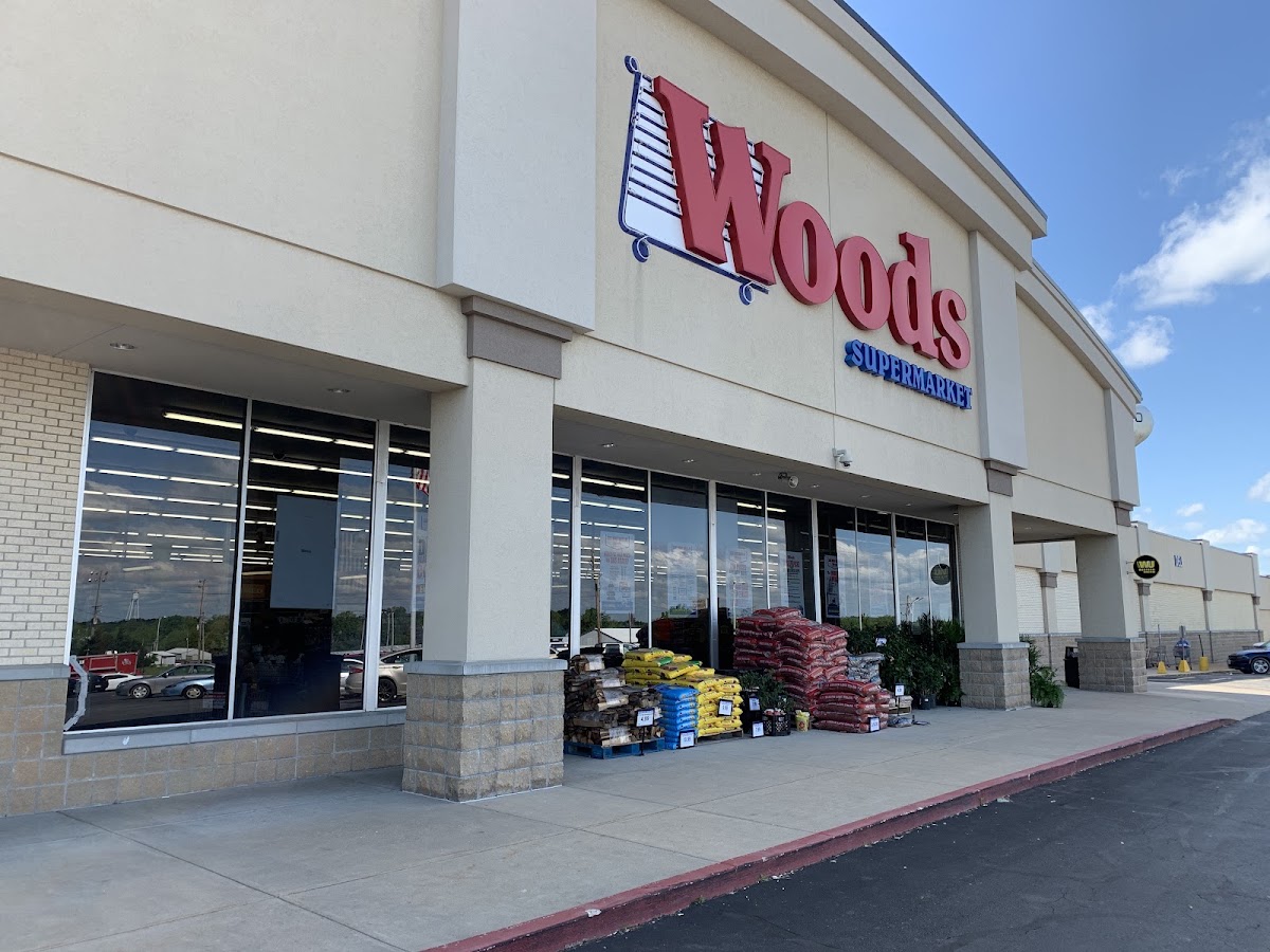 Woods Supermarket