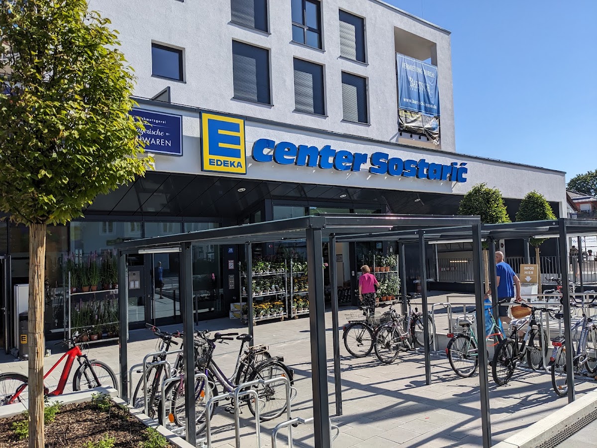 E center Sostaric