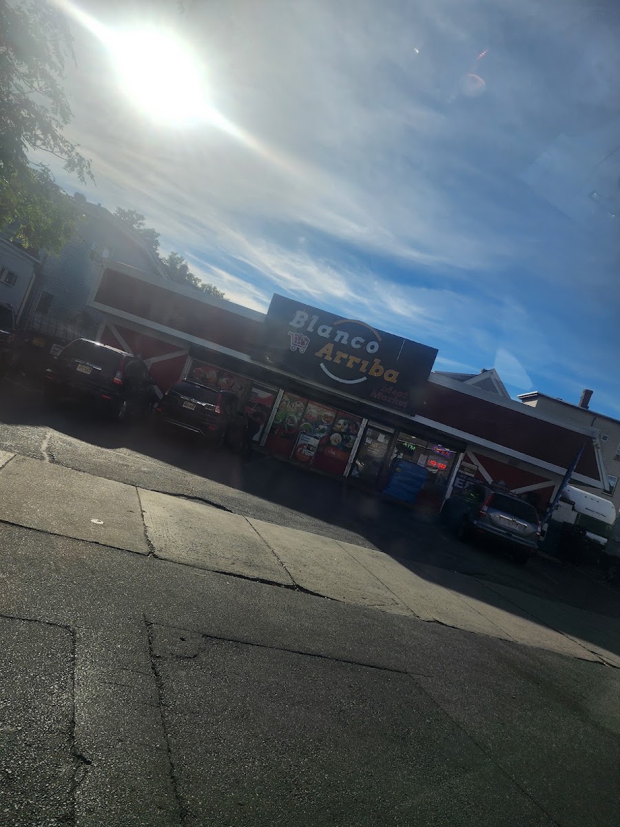 Blanco Arriba Supermarket