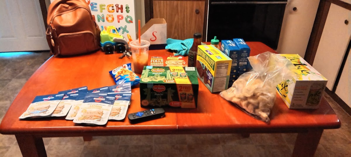 Hutson's Discount Groceries
