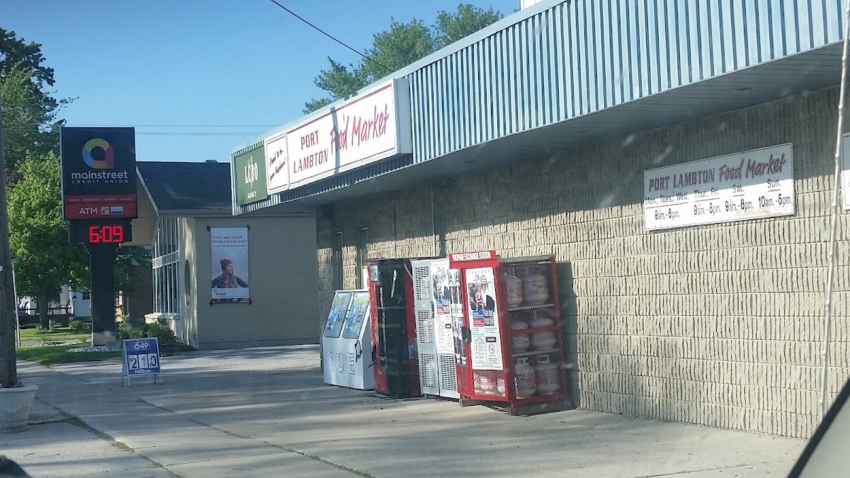 Port Lambton Food Market