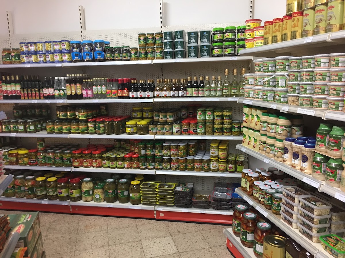Schengo Lebensmittel سوبرماركت شنكو