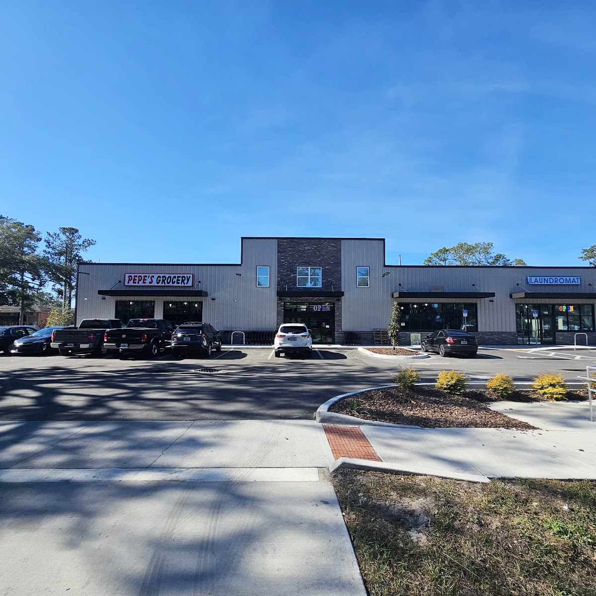 Pepe's Grocery & Deli