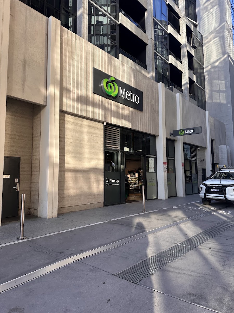 Woolworths Metro Cameron Avenue