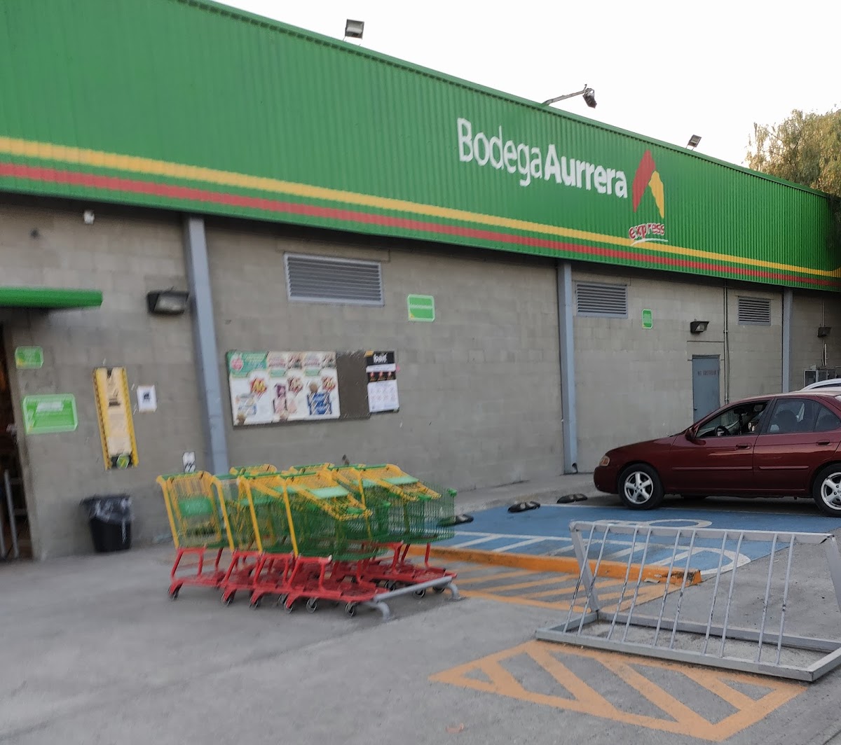 Bodega Aurrera Express, Geoplaza