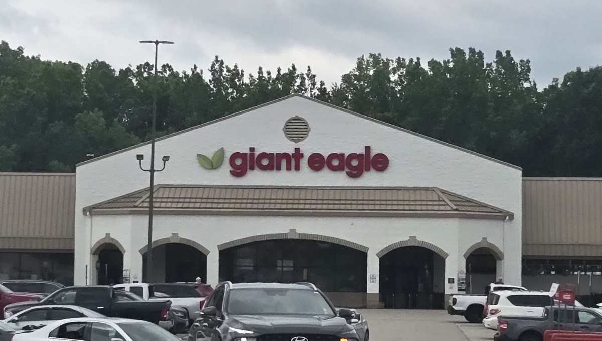 Giant Eagle Supermarket