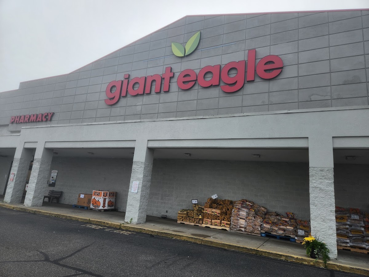 Giant Eagle Supermarket