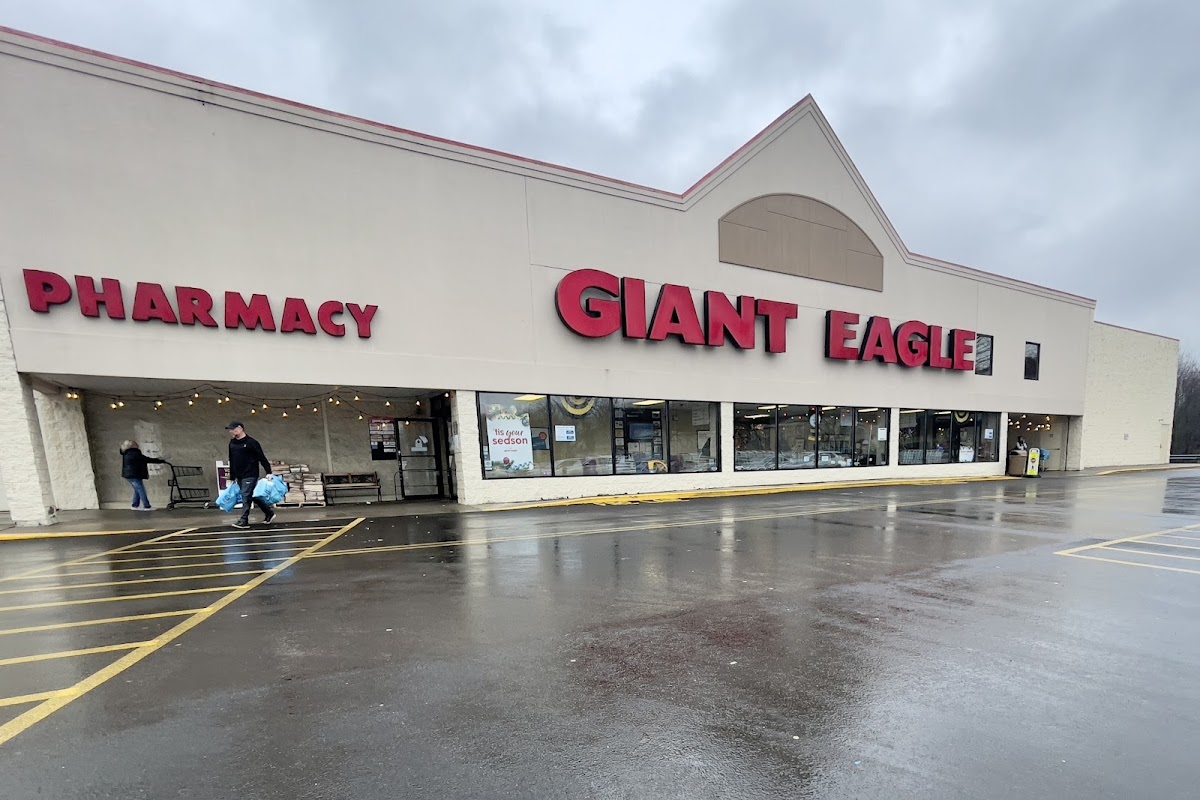 Giant Eagle Supermarket