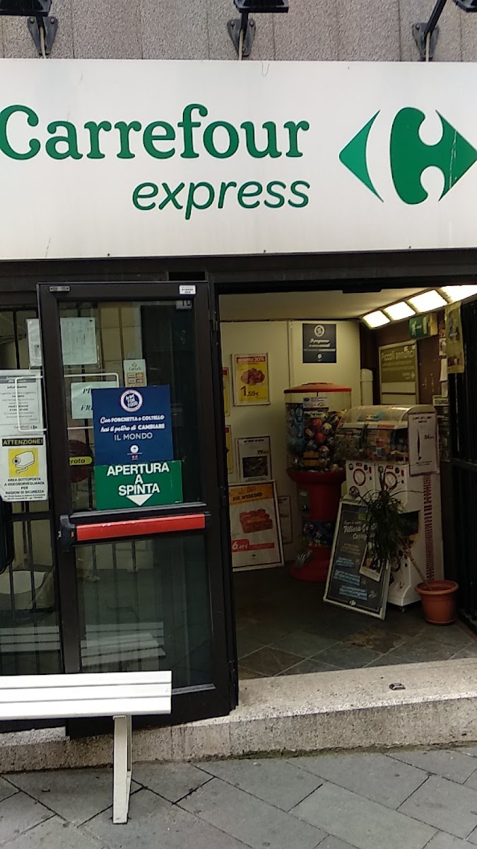 Carrefour Express - Supermarket