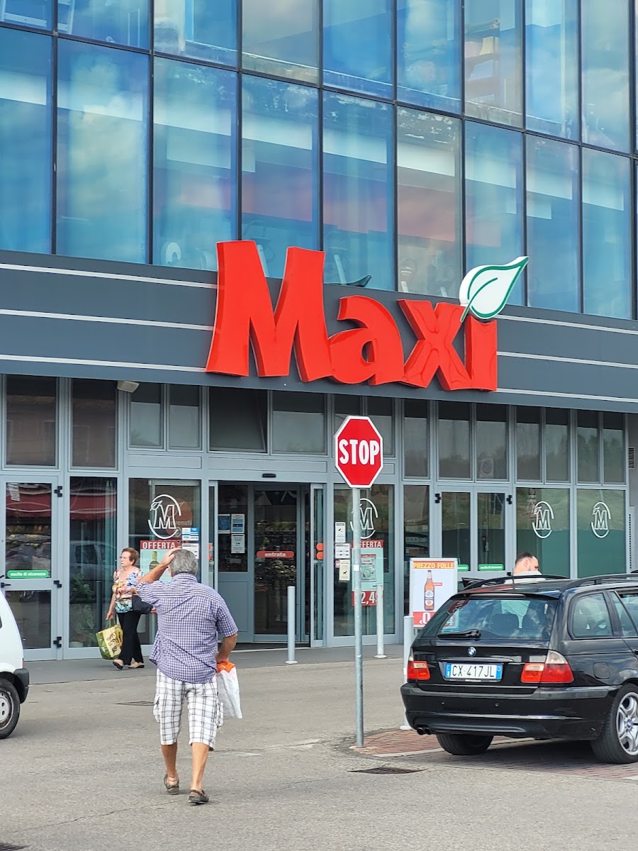 Maxì